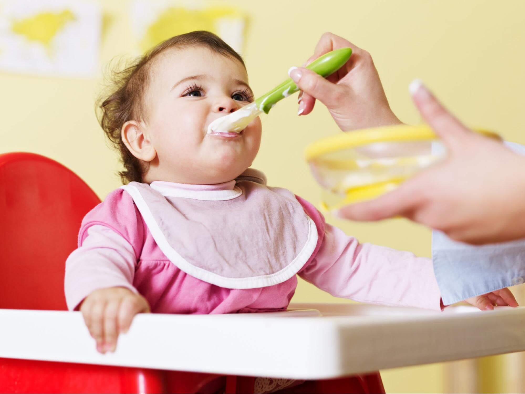 Is Your Baby Ready for Solids? 6 Signs of Readiness - Kids Eat in